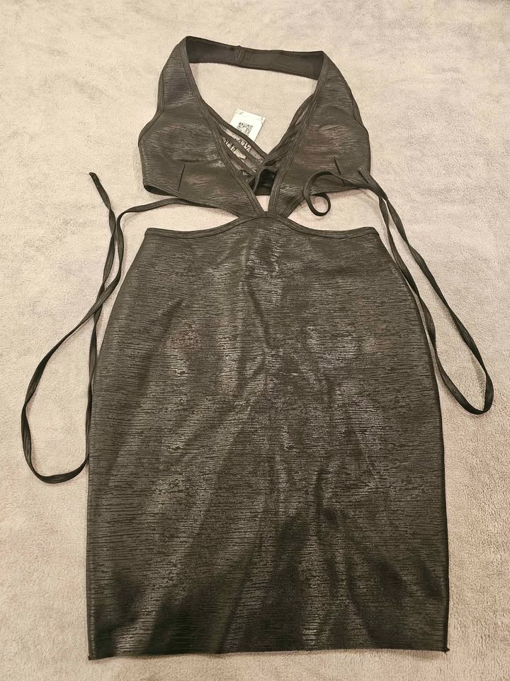 Dress03